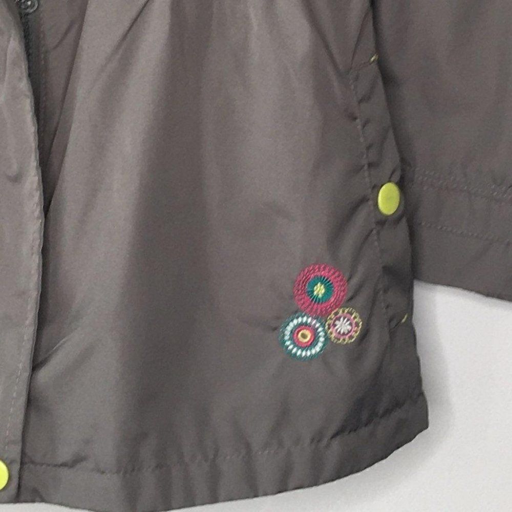 carters windbreaker size L  - Picture 5 of 7